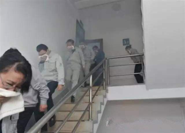 秋天干燥火災(zāi)高發(fā)，家庭如何做好火災(zāi)預(yù)防呢？